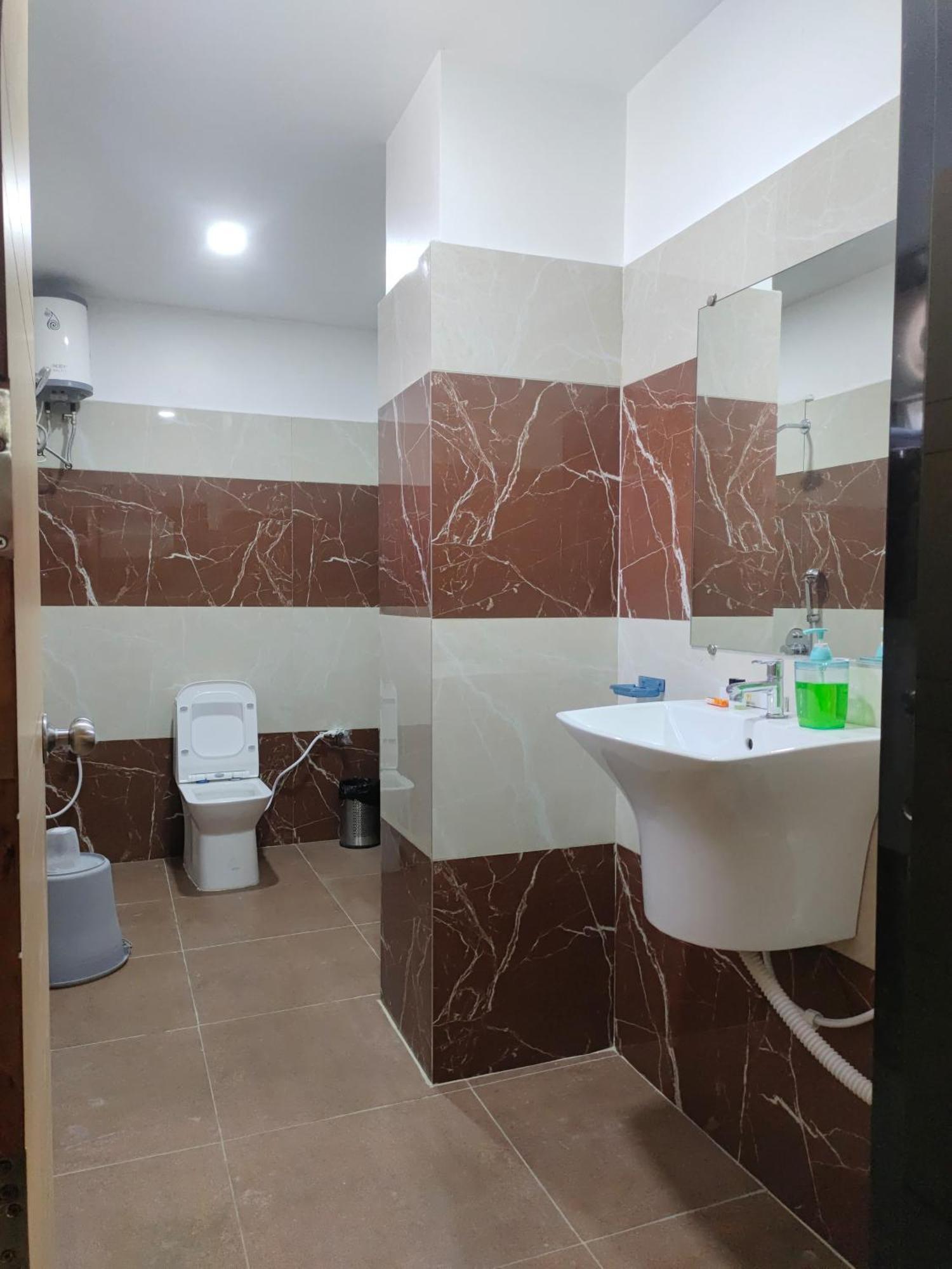 Hotel Meridian Blue Warangal Extérieur photo